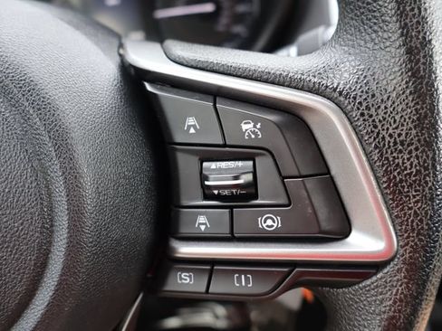 Used 2021 Subaru Crosstrek 2.0i AWD/4WD image 23