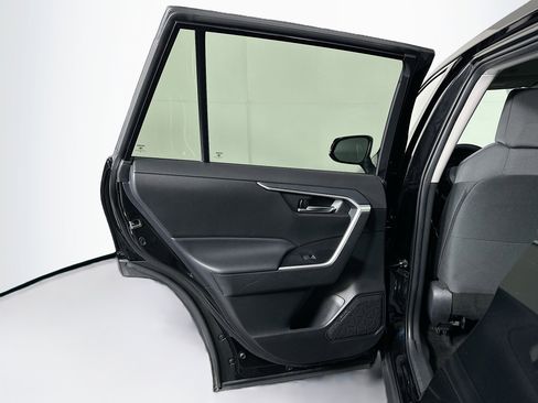 Used 2024 Toyota RAV4 XLE image 25