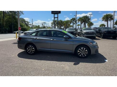 Used 2024 Volkswagen Jetta S image 9