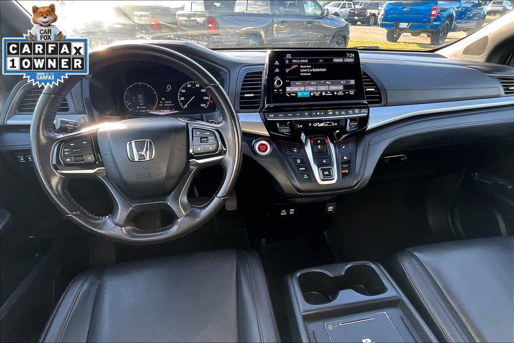 Used 2025 Honda Odyssey Sport-L image 15