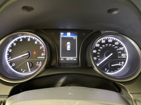 Certified 2023 Toyota Camry SE image 18