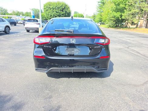 Used 2024 Honda Civic Sport image 6
