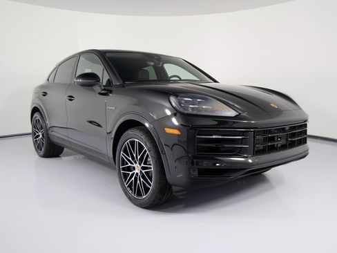 New 2026 Porsche Cayenne E-Hybrid Coupe image 9