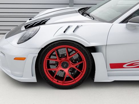 Certified 2025 Porsche 911 GT3 RS RWD image 24