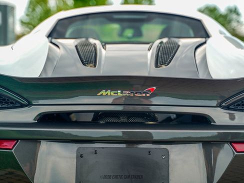 Used 2017 McLaren 570S Coupe RWD image 47