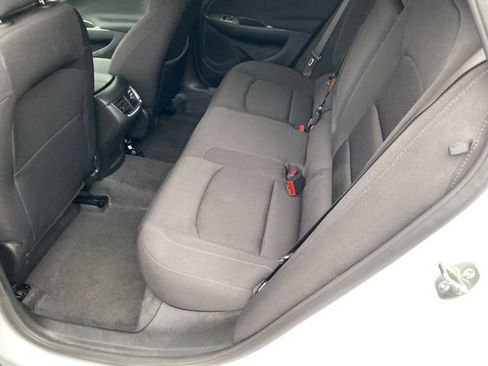 Used 2025 Chevrolet Malibu LT image 16