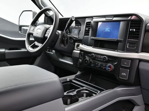 New 2026 Ford F250 XLT AWD/4WD image 13