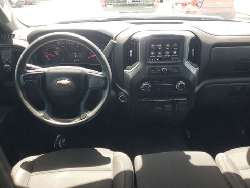 Used 2022 Chevrolet Silverado 1500 Custom image 8