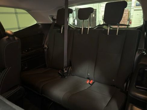 Used 2024 Subaru Ascent Premium w/ Convenience Package image 58