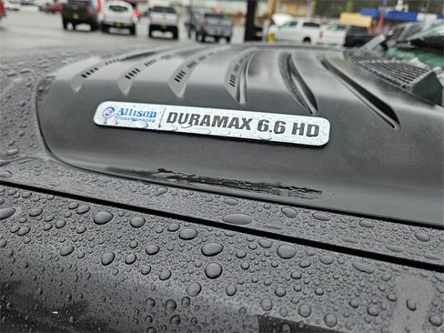 Used 2011 Chevrolet Silverado 2500 LTZ w/ LTZ Plus Package image 10