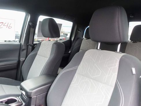 Certified 2023 Toyota Tacoma TRD Off-Road image 31