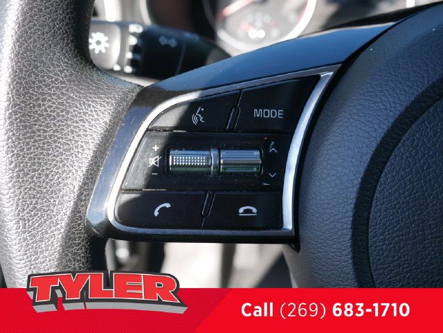 Used 2021 Kia Forte LXS FWD image 23