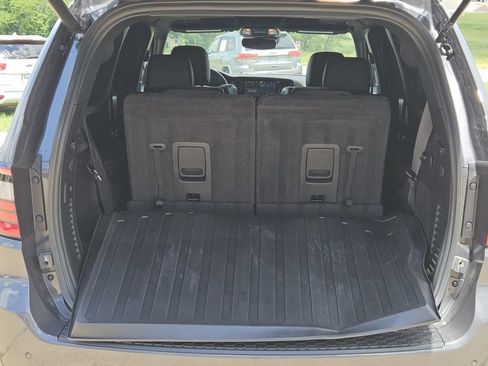 Used 2024 Dodge Durango R/T w/ Tow 'N Go Package AWD/4WD image 11