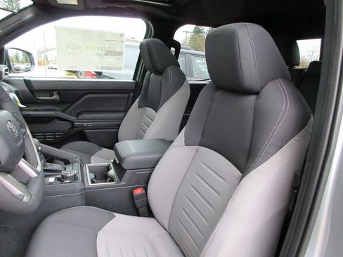 New 2025 Toyota Tacoma TRD Off-Road image 19