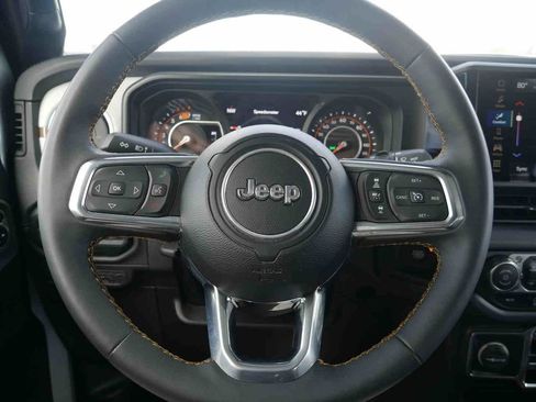Certified 2024 Jeep Wrangler Unlimited Sahara AWD/4WD image 31