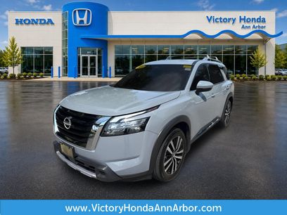 Used 2025 Nissan Pathfinder Platinum