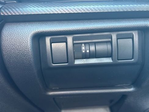 Used 2025 Subaru Crosstrek 2.0i Premium image 16