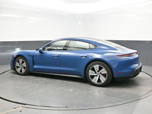 Used 2022 Porsche Taycan 4S image 4