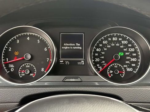 Used 2021 Volkswagen Golf 4-Door FWD image 26