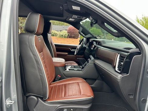 Used 2025 GMC Sierra 2500 Denali Ultimate image 54