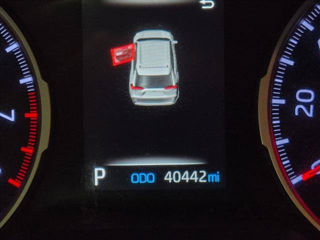 Used 2021 Toyota RAV4 XLE Premium FWD image 18