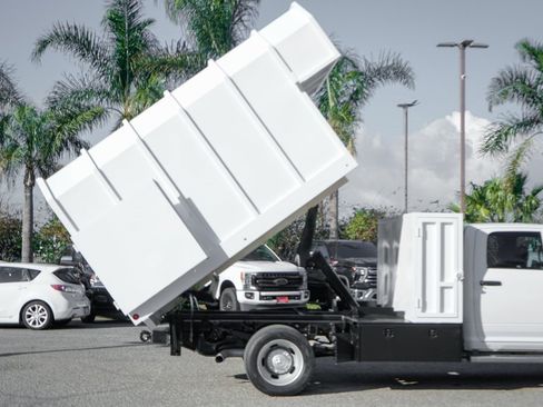 Used 2022 RAM 5500 Tradesman w/ Chrome Appearance Group image 11