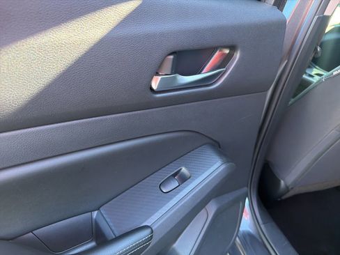 Used 2022 Nissan Altima 2.5 SV image 24