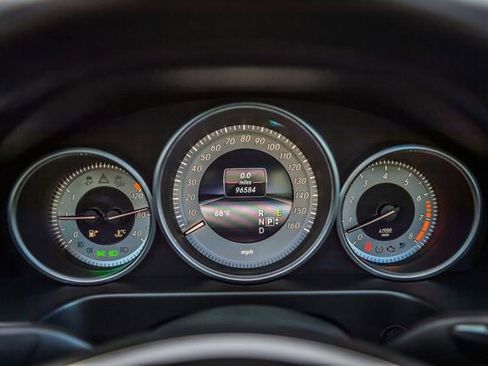 Used 2015 Mercedes-Benz E 350 Sedan image 19