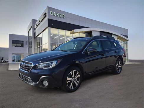 Used 2018 Subaru Outback 2.5i Limited image 1