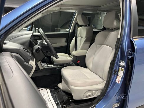 Used 2015 Subaru Forester 2.5i Premium AWD/4WD image 15