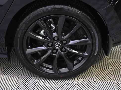 Certified 2025 MAZDA MAZDA3 Hatchback w/Premium Plus Pkg image 20