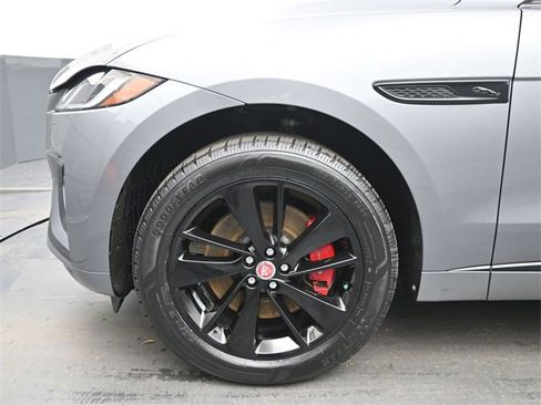 Used 2023 Jaguar F-PACE R-Dynamic S image 9