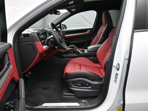New 2026 Porsche Cayenne S AWD/4WD image 7
