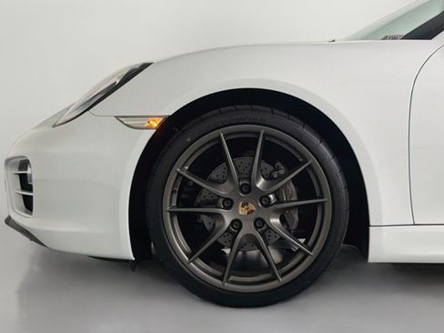 Used 2014 Porsche Cayman RWD image 9