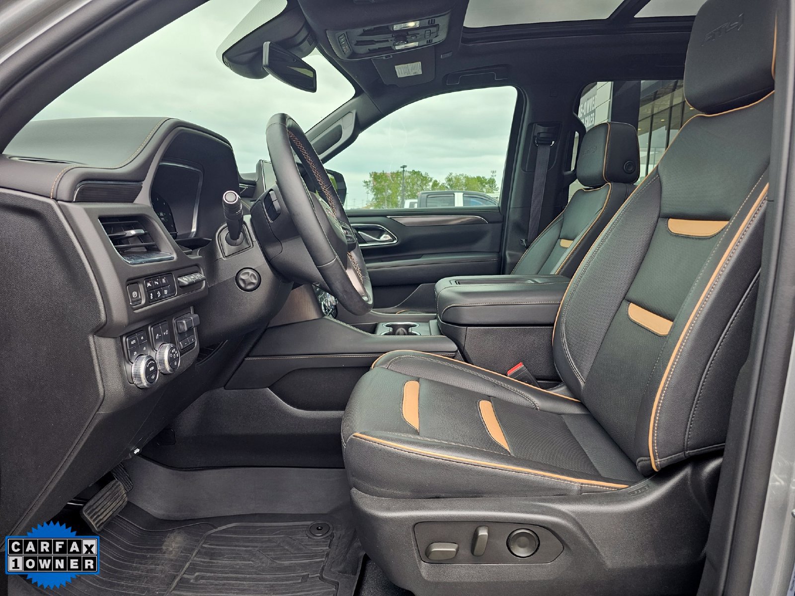 Used 2023 GMC Yukon XL AT4 w/ AT4 Premium Plus Package AWD/4WD image 16