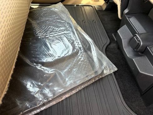 Used 2015 Ford F150 XLT w/ Equipment Group 301A Mid AWD/4WD image 20