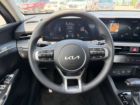 New 2026 Kia K5 LXS FWD image 10