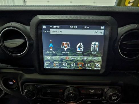 Used 2022 Jeep Wrangler Unlimited Rubicon 4xe image 18