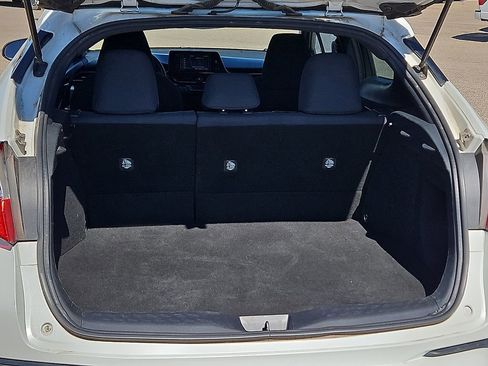 Used 2018 Toyota C-HR XLE image 8