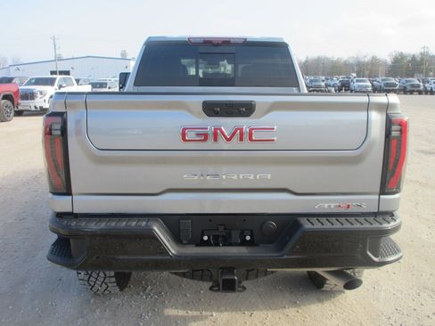 New 2026 GMC Sierra 2500 AT4X image 5