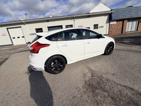 Used 2013 Ford Focus ST image 10
