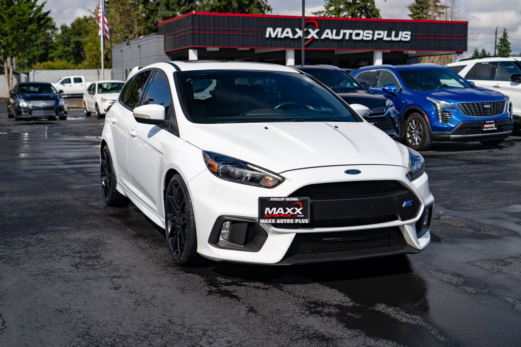 Used 2017 Ford Focus RS AWD/4WD image 2