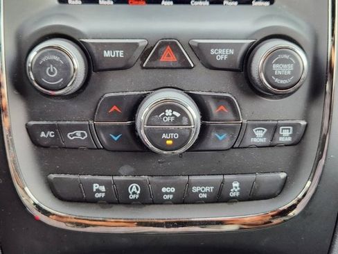 Used 2019 Dodge Durango GT image 17