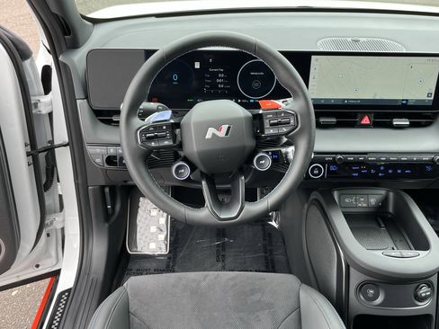 Used 2025 Hyundai Ioniq 5 N AWD/4WD image 12