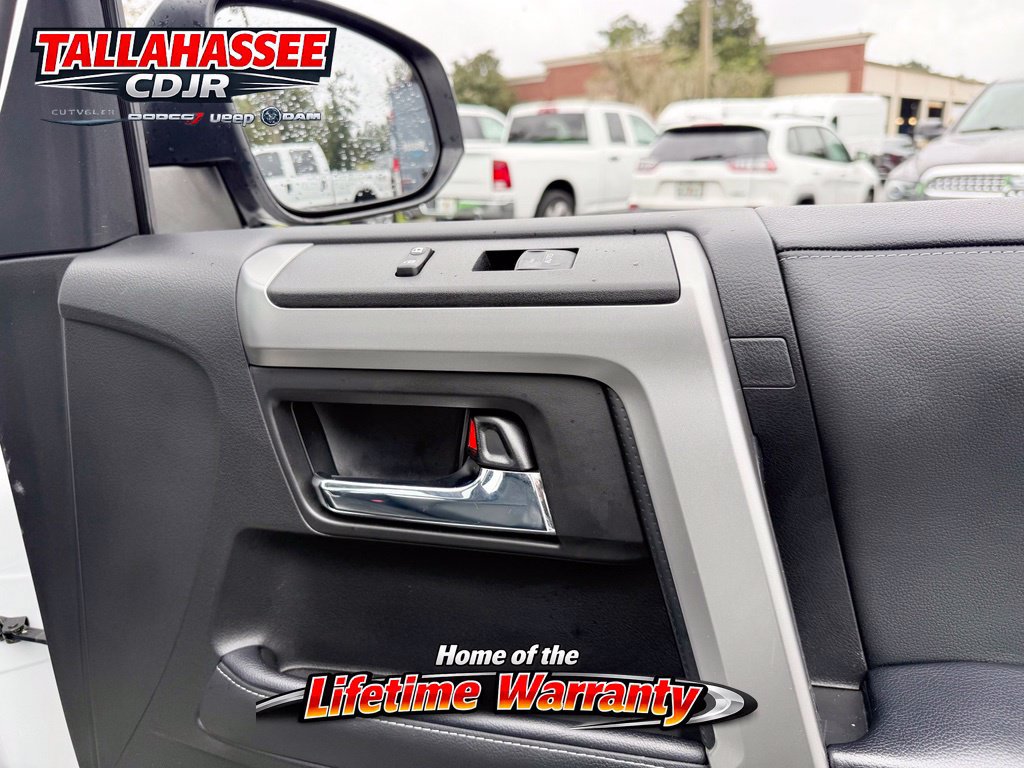 Used 2024 Toyota 4Runner Limited AWD/4WD image 41
