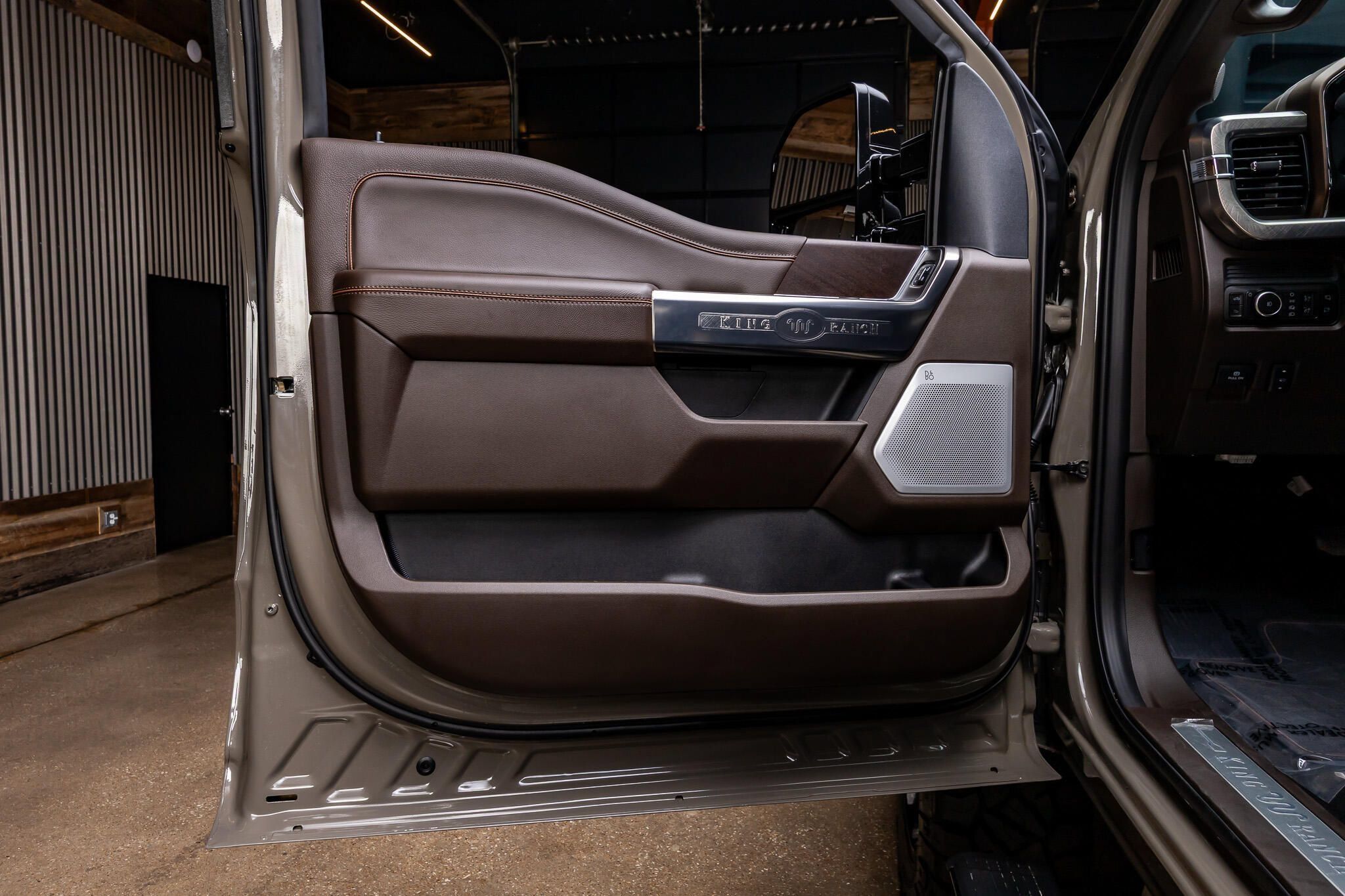 Used 2026 Ford F350 King Ranch w/ Chrome Package AWD/4WD image 47