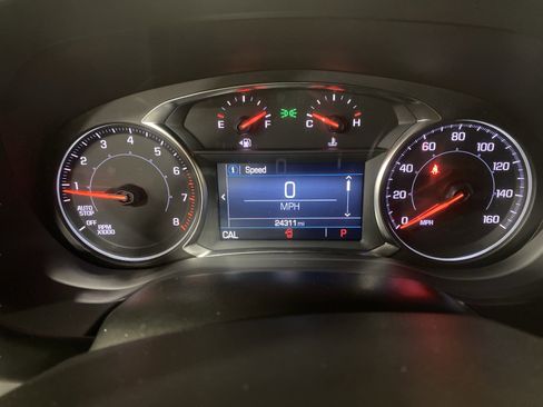 Used 2023 GMC Acadia SLE w/ Driver Convenience Package image 19