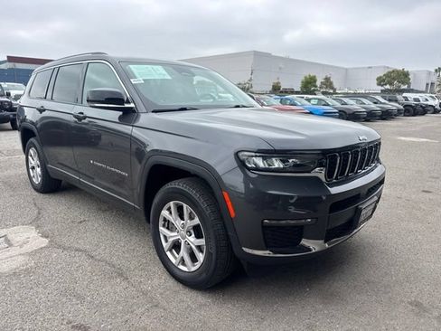 Used 2022 Jeep Grand Cherokee L Limited AWD/4WD image 3