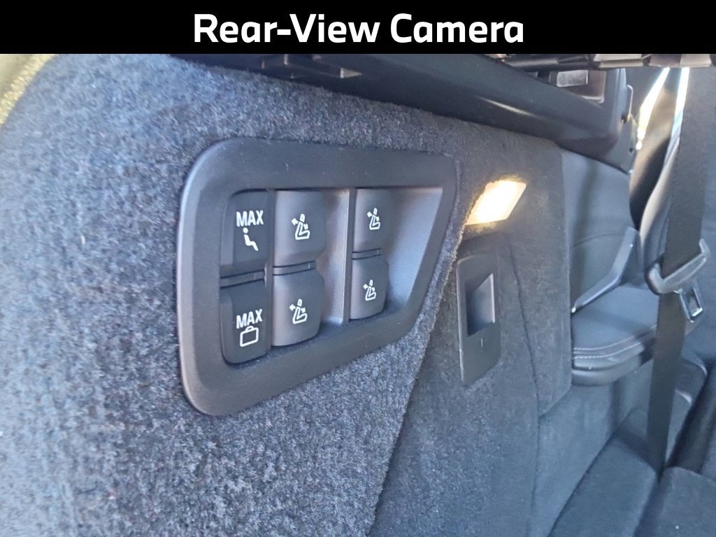 Used 2022 BMW X7 xDrive40i w/ M Sport Package AWD/4WD image 15