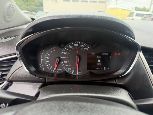 Used 2018 Chevrolet Trax LT AWD/4WD image 10